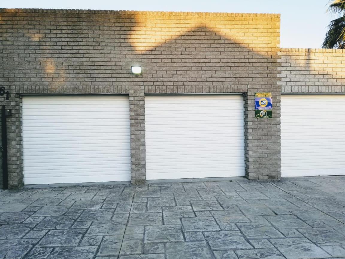 Arlogenix Villa Durbanville Exteriör bild